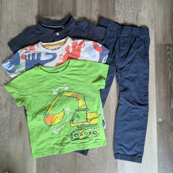 Bundle Of 4-pc Toddler Boy Clothes - Size 4T - Picture 1 of 5